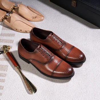  Модерен мъжки oxfords от естествена телешка кожа, мъжки модел обувки за сватбеното парти с цели пръсти, луксозна офис официалната обувки дантела