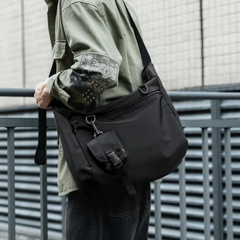  Мъжка чанта през рамо водоустойчива чанта за месинджър е с голям капацитет, висококачествени модни дишащи чанта през рамо